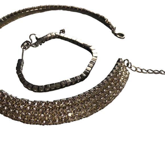 Vintage Rhinestone Crystal Silver Collar Bib Necklace, Hoop Earrings & bracelet - Picture 4 of 13